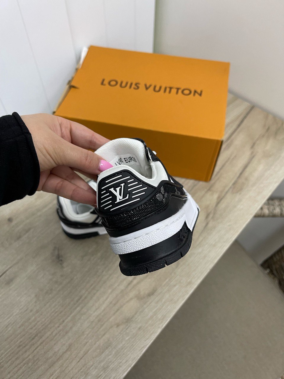 Кроссовки люкс Louis Vuitton BP-29945 Кроссовки люкс Louis Vuitton BP-29945