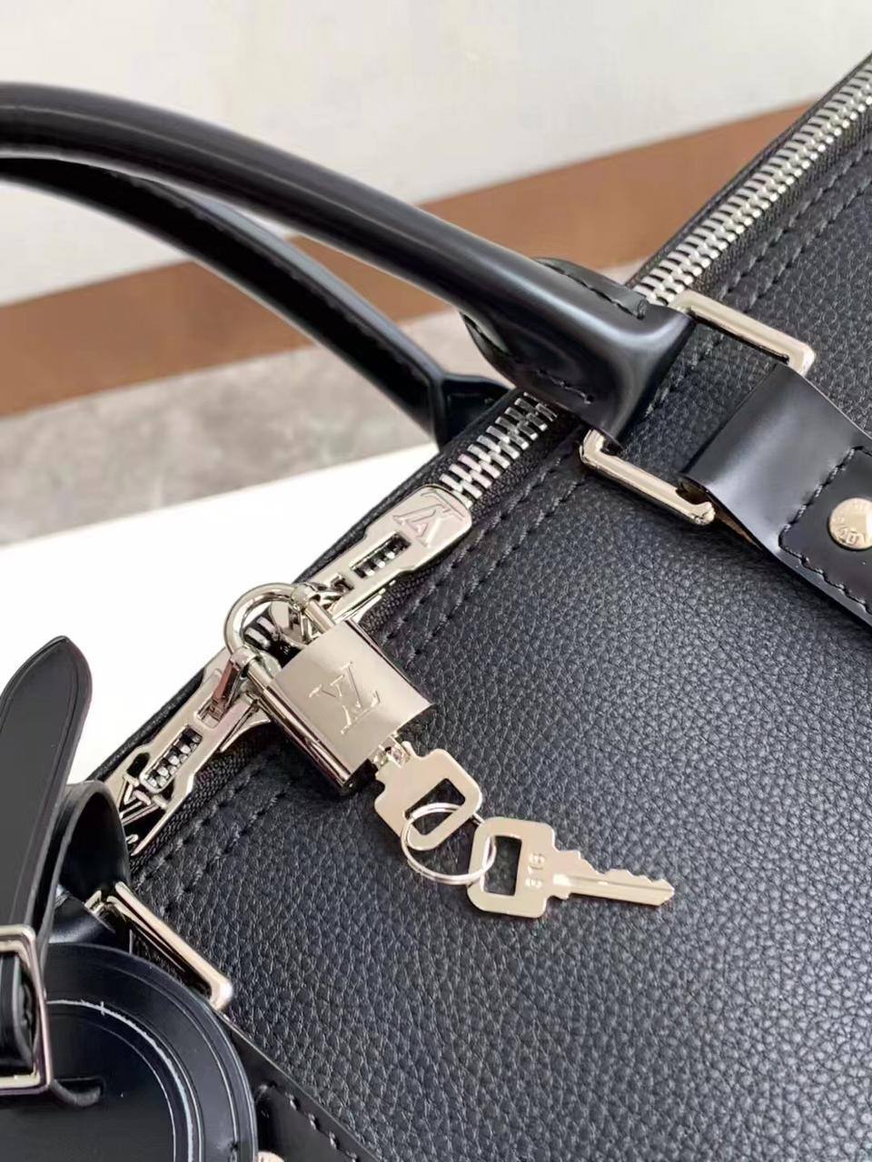 Louis Vuitton дорожная сумка BP-13410 Louis Vuitton дорожная сумка BP-13410