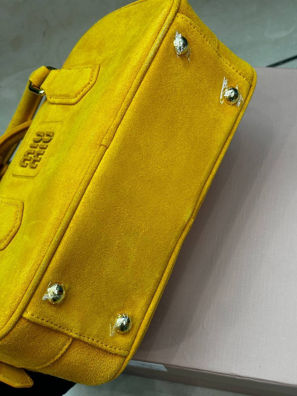 Сумка замшевая коричневая Miu Miu BP-373571 Сумка замшевая коричневая Miu Miu BP-373571