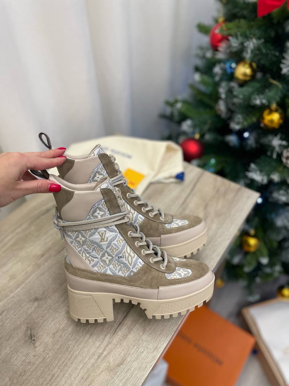 Louis Vuitton ботинки коллекционные BP-44251 Louis Vuitton ботинки коллекционные BP-44251