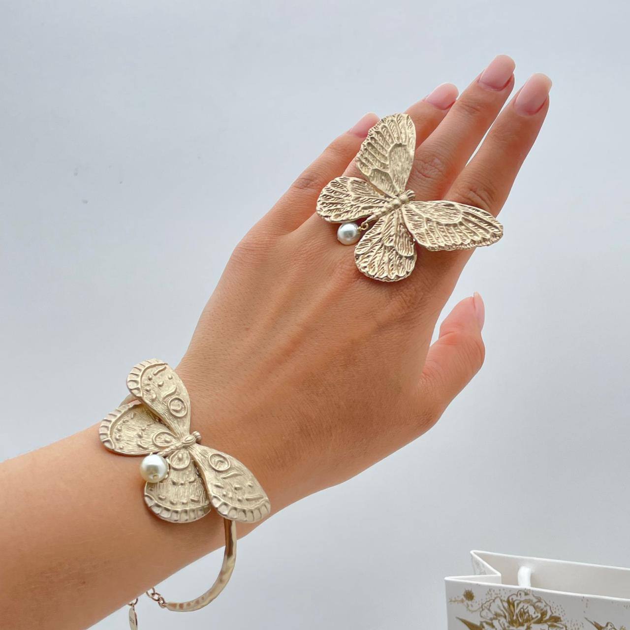 Коллекционное кольцо Christian Dior BP-51553 Коллекционное кольцо Christian Dior BP-51553