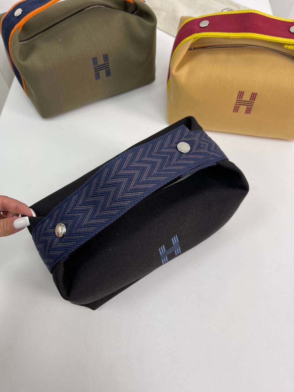 Элитная косметичка серо-синяя женская Hermes BP-19667 Элитная косметичка серо-синяя женская Hermes BP-19667