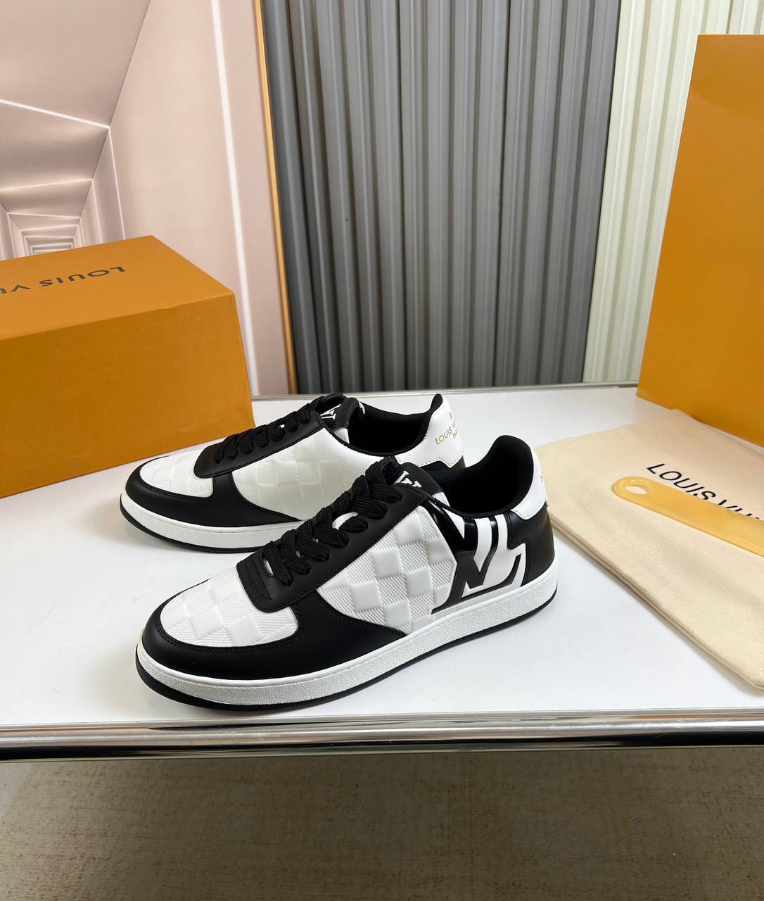 Кеды Louis Vuitton лимитированные мужские BP-38354 Кеды Louis Vuitton лимитированные мужские BP-38354