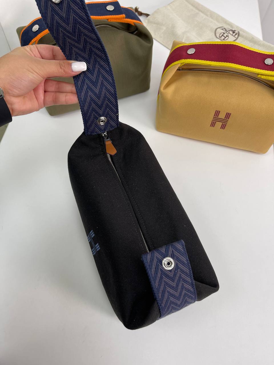 Элитная косметичка серо-синяя женская Hermes BP-19667 Элитная косметичка серо-синяя женская Hermes BP-19667