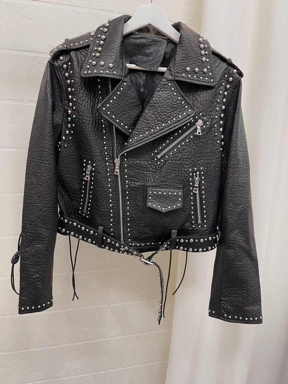 Коллекционная кожаная куртка Balmain BP-39701 Коллекционная кожаная куртка Balmain BP-39701