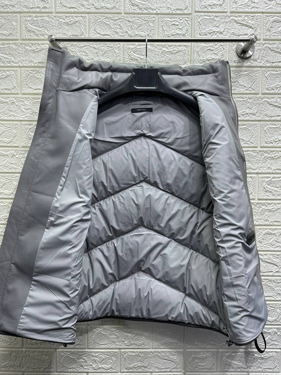 Жилет из натуральной кожи BP-26603 от Tom Ford Жилет из натуральной кожи BP-26603 от Tom Ford