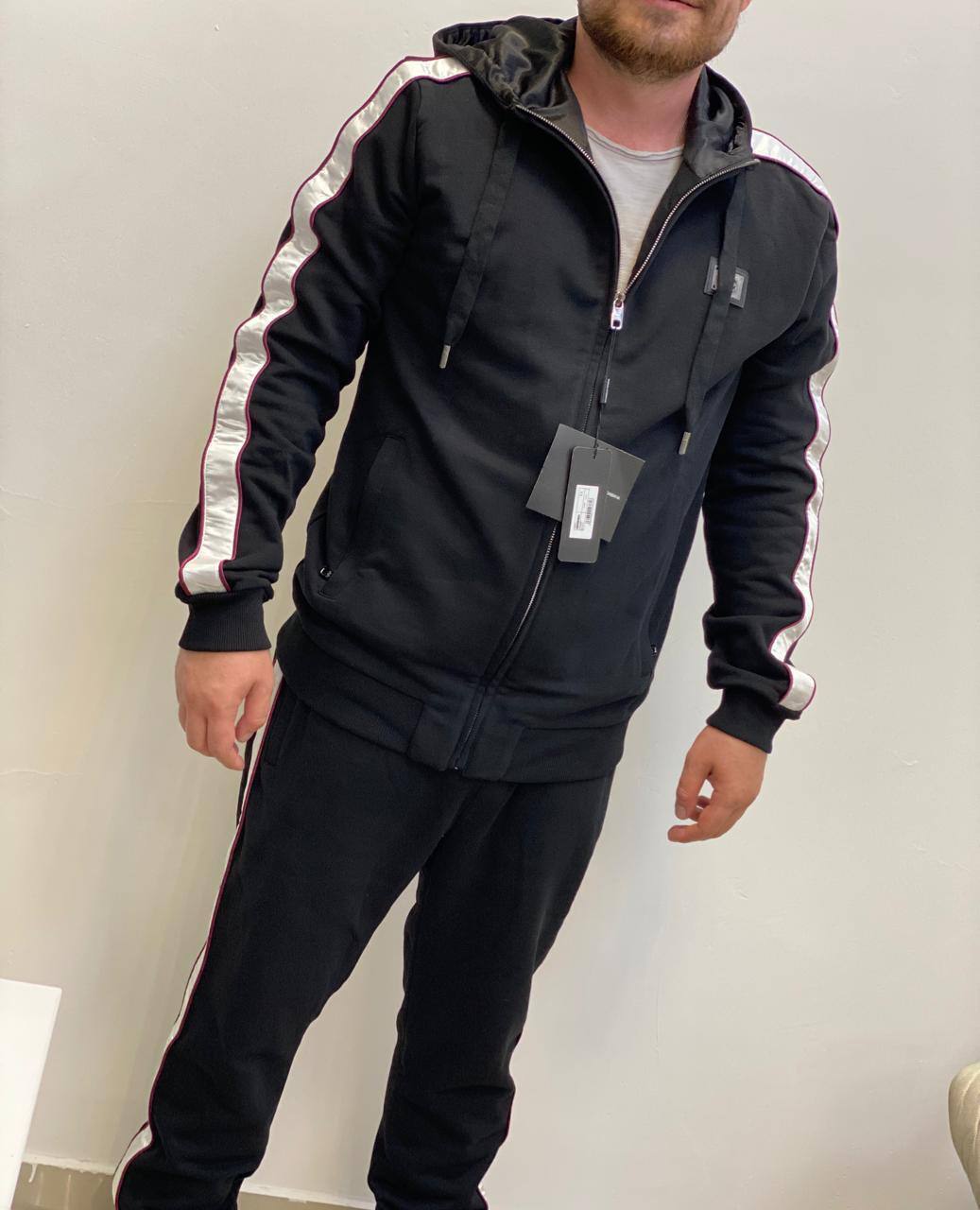 Спортивный костюм черно-белый Dolce & Gabbana BP-30115 Спортивный костюм черно-белый Dolce & Gabbana BP-30115