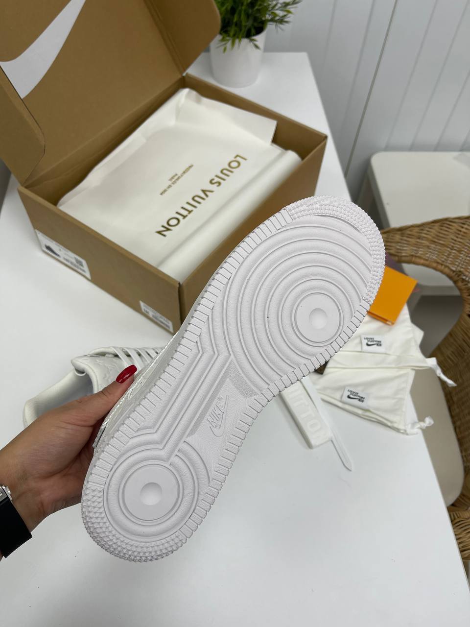 Повседневные кеды Louis Vuitton для женщин BP-21214 Повседневные кеды Louis Vuitton для женщин BP-21214