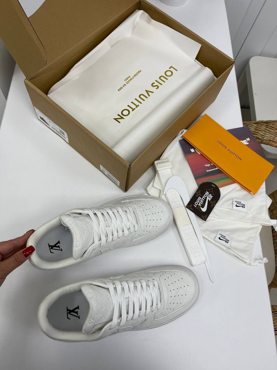 Повседневные кеды Louis Vuitton для женщин BP-21214 Повседневные кеды Louis Vuitton для женщин BP-21214