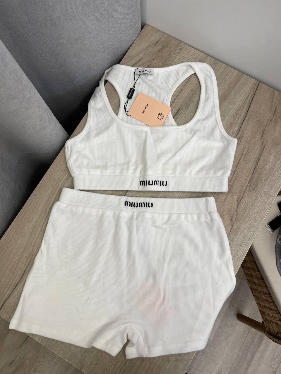 Элитный комплект Miu Miu BP-50643 Элитный комплект Miu Miu BP-50643