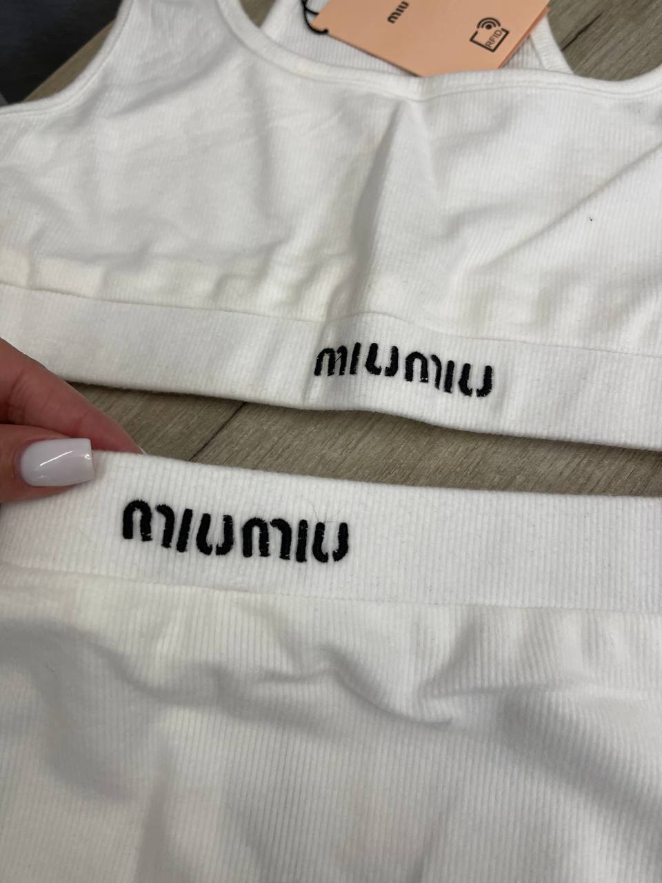 Элитный комплект Miu Miu BP-50643 Элитный комплект Miu Miu BP-50643