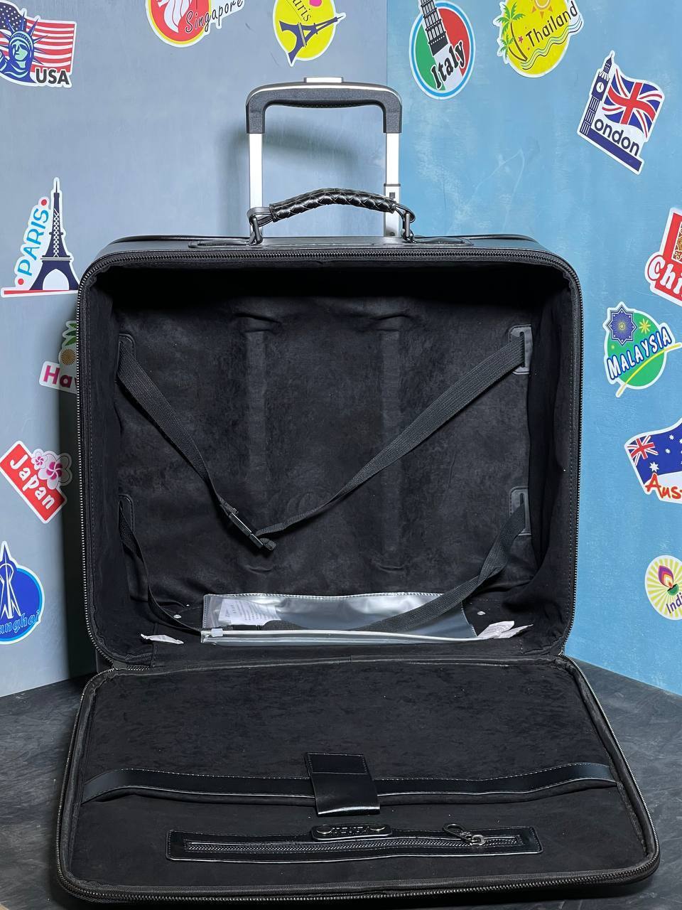 Bottega Veneta чемодан черный BP-21440 Bottega Veneta чемодан черный BP-21440