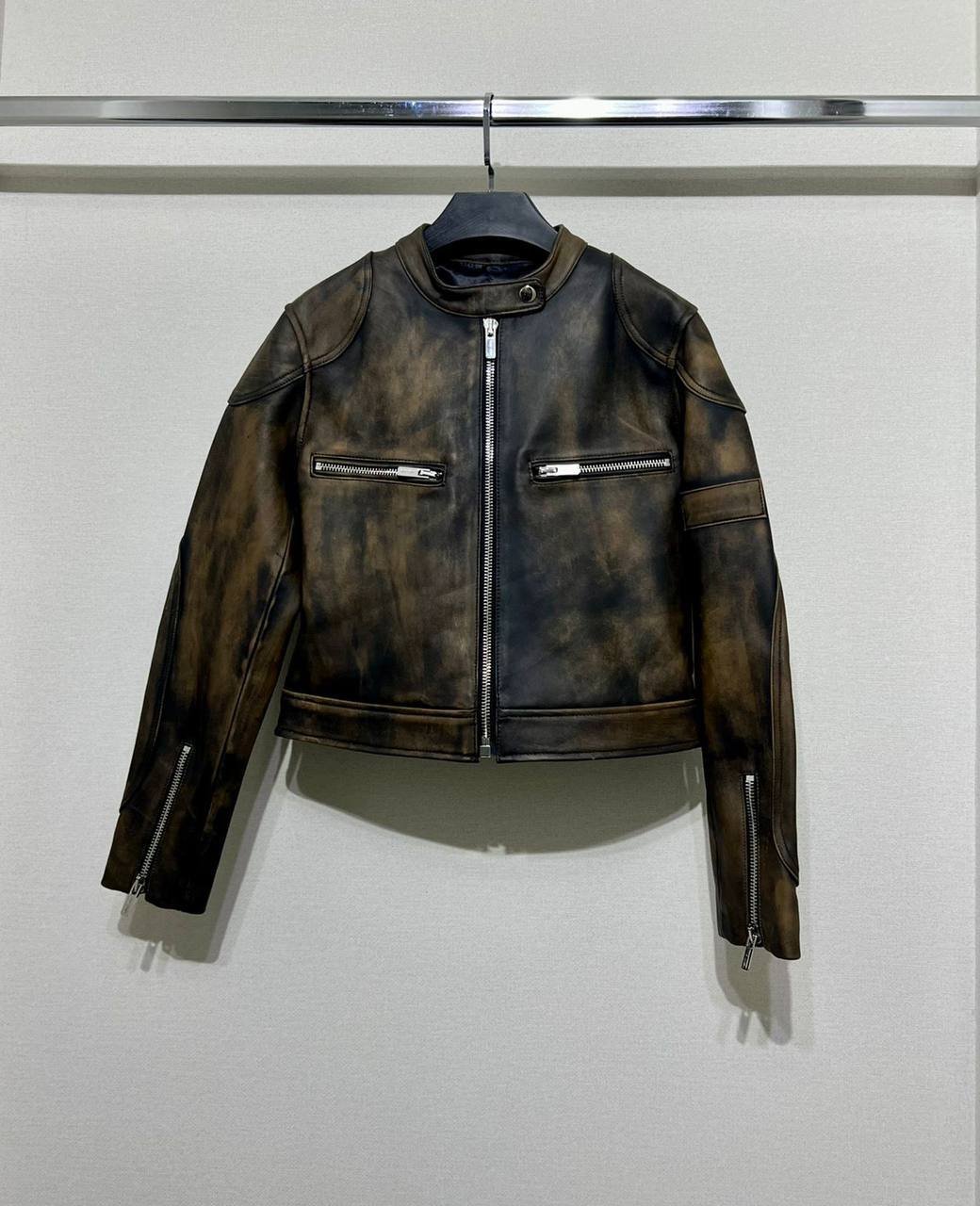 Куртка кожаная Miu Miu BP-46580 Куртка кожаная Miu Miu BP-46580