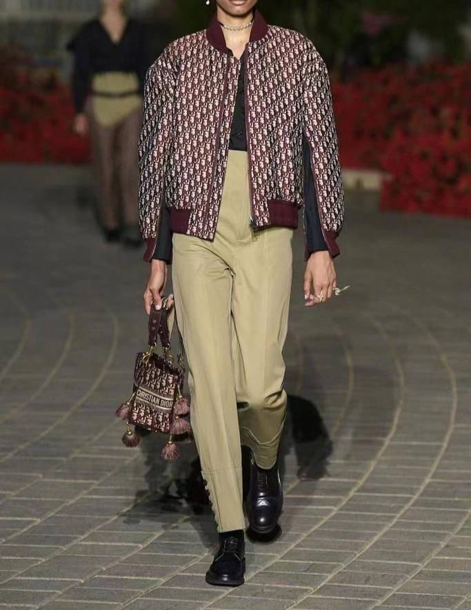 Коллекционный бомбер Christian Dior BP-16916 Коллекционный бомбер Christian Dior BP-16916