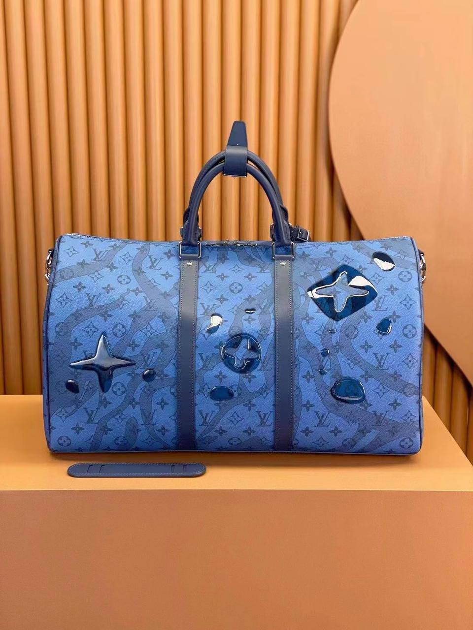 Louis Vuitton стильная дорожная сумка BP-38740 Louis Vuitton стильная дорожная сумка BP-38740