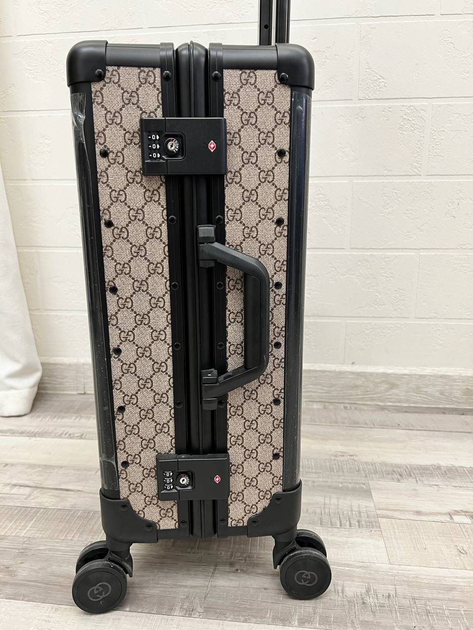 Gucci чемодан для поездок BP-50178 Gucci чемодан для поездок BP-50178