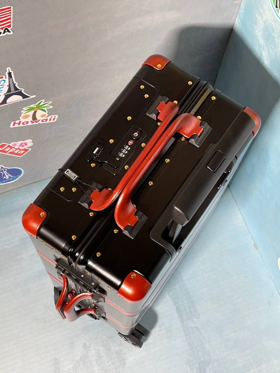 Чемодан Gucci 55х35х21см BP-24444 Чемодан Gucci 55х35х21см BP-24444