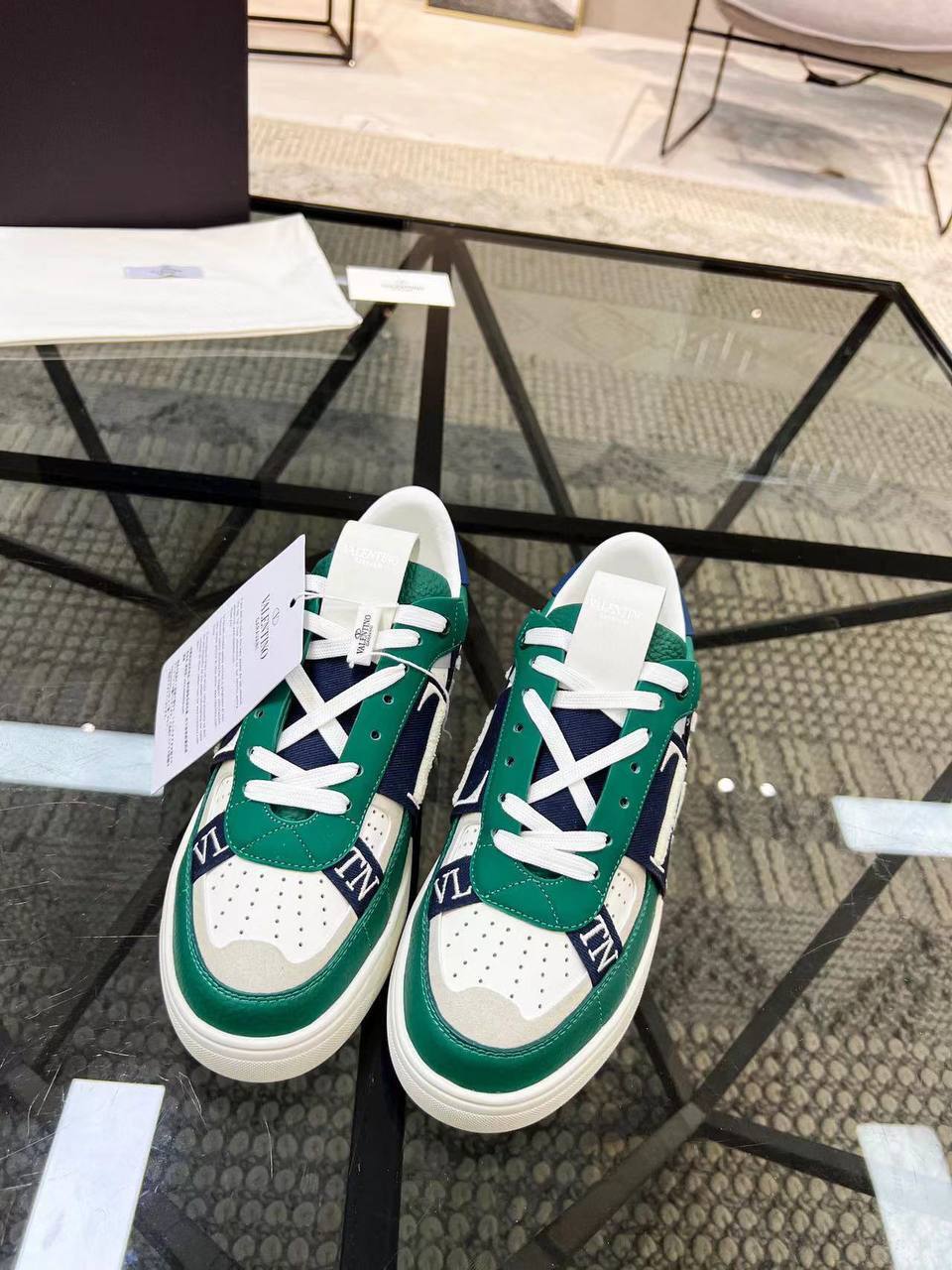 Valentino стильные мужские кеды BP-31407 Valentino стильные мужские кеды BP-31407