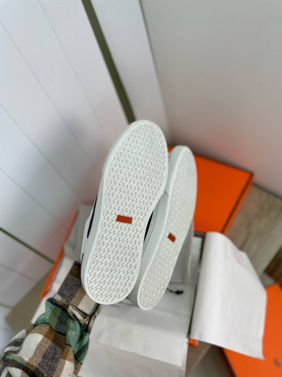 Hermes повседневные мужские кеды BP-31991 Hermes повседневные мужские кеды BP-31991