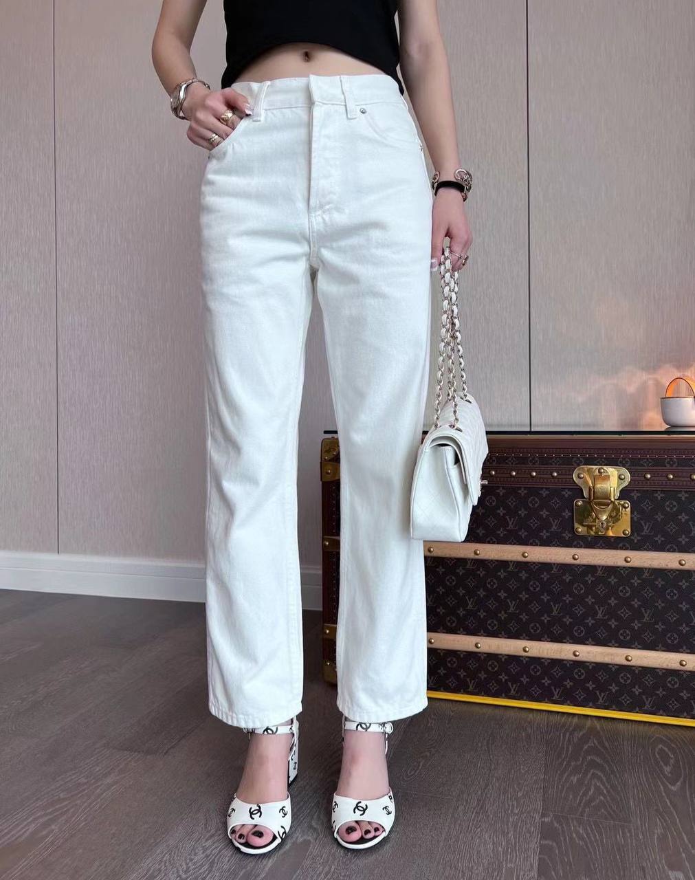 Джинсы премиум Christian Dior BP-16334 Джинсы премиум Christian Dior BP-16334