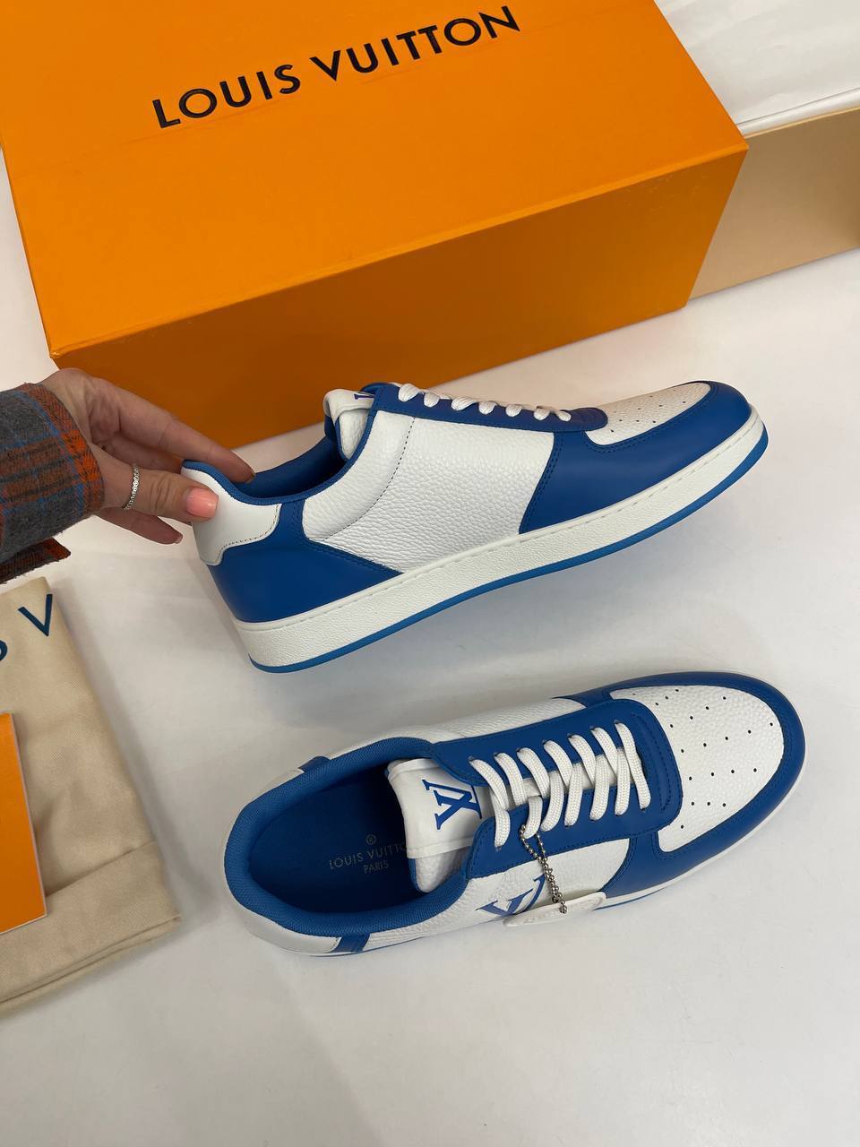 Louis Vuitton повседневные мужские кеды BP-30821 Louis Vuitton повседневные мужские кеды BP-30821