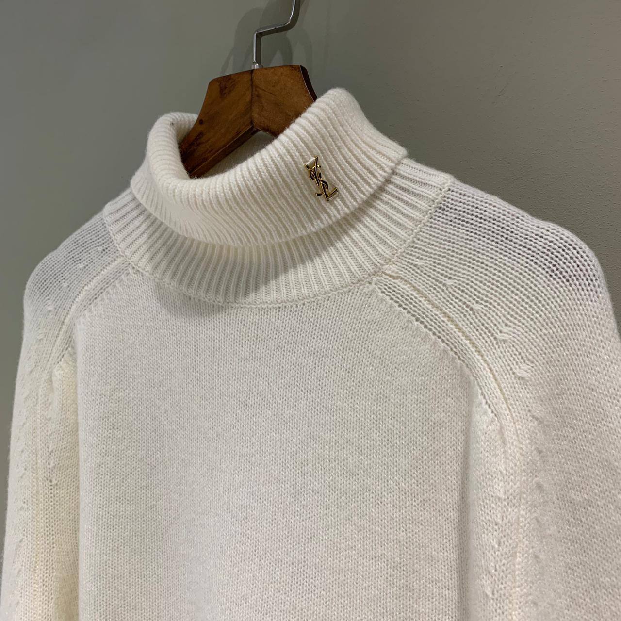 Коллекционная водолазка Yves Saint Laurent BP-23864 Коллекционная водолазка Yves Saint Laurent BP-23864