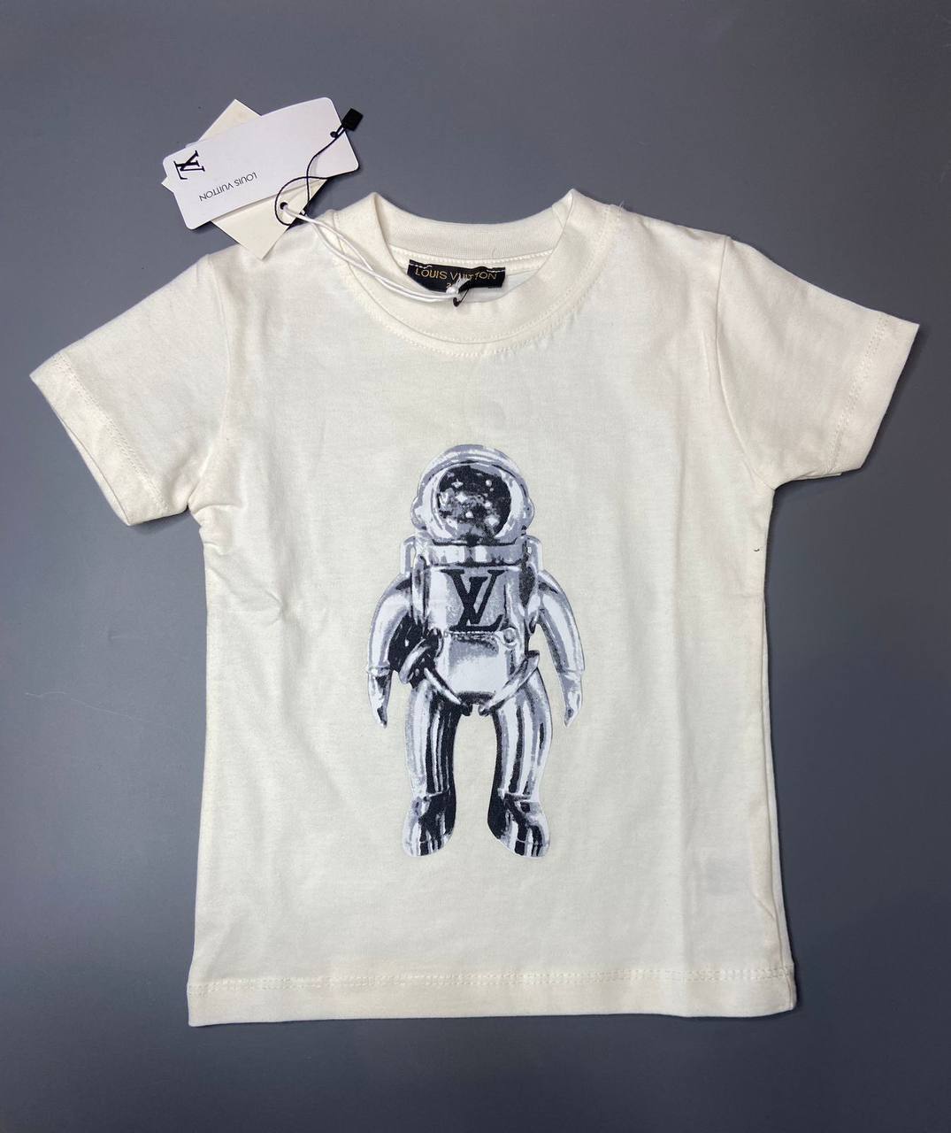 Футболка стильная Louis Vuitton BP-48322 Футболка стильная Louis Vuitton BP-48322