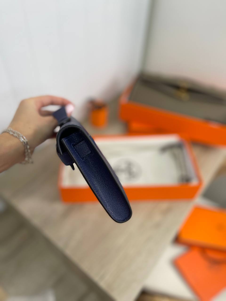 Коллекционный клатч KELLY CUT, Epsom женский Hermes BP-19157 Коллекционный клатч KELLY CUT, Epsom женский Hermes BP-19157