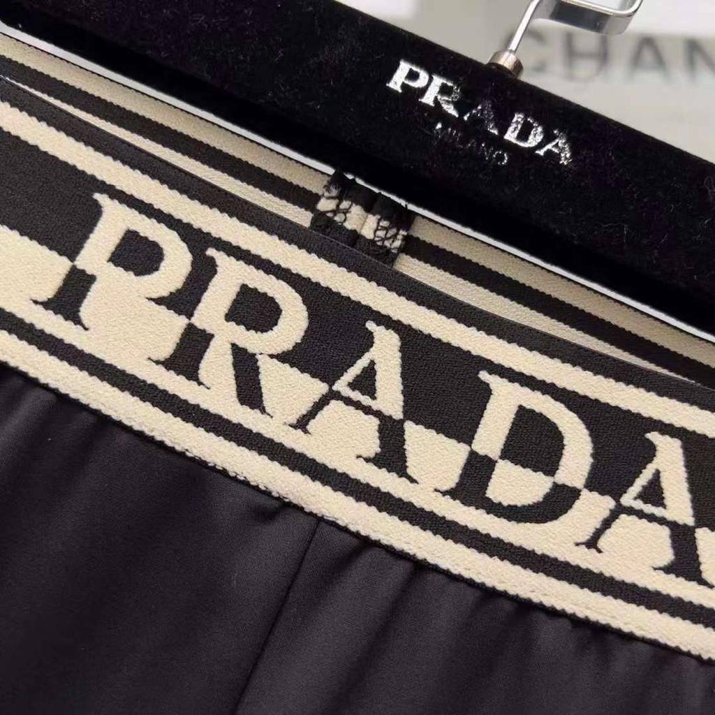 Лосины премиум-класса Prada BP-22322 Лосины премиум-класса Prada BP-22322