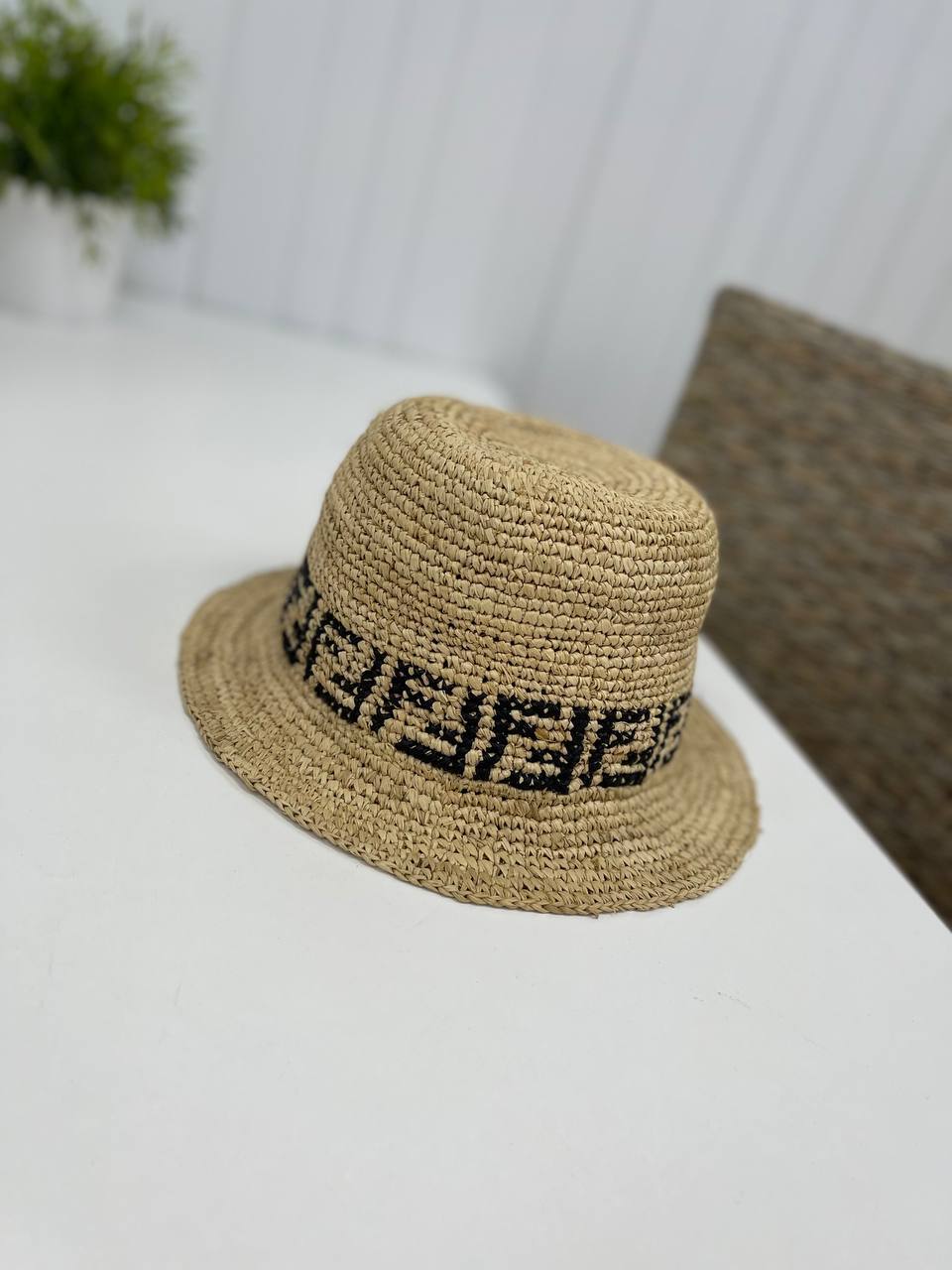 Шляпа эксклюзивная Fendi BP-30859 Шляпа эксклюзивная Fendi BP-30859