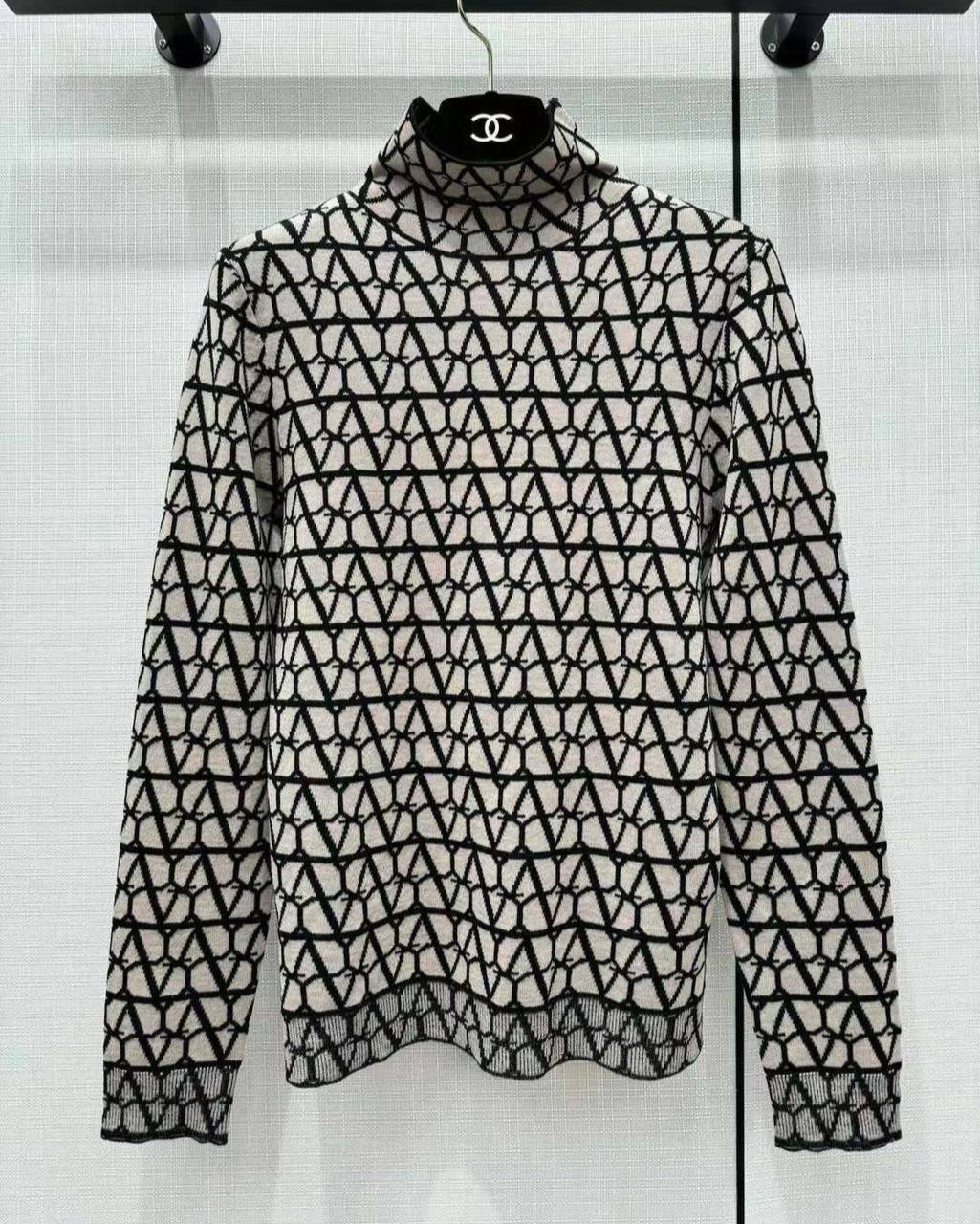 Коллекционная водолазка Valentino BP-44693 Коллекционная водолазка Valentino BP-44693