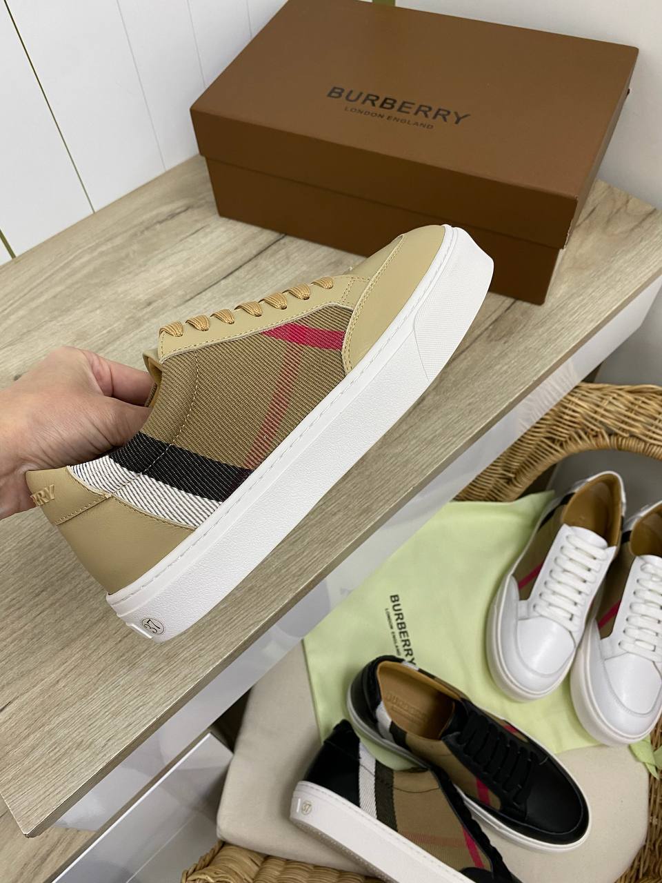 Кеды женские Burberry премиум BP-34656 Кеды женские Burberry премиум BP-34656