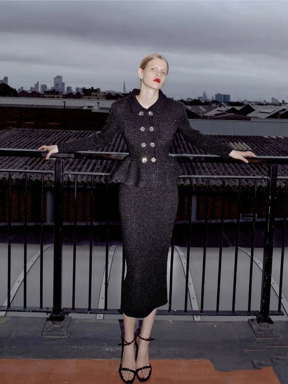 Платье лимитированные черное Self Portrait BP-657252 Платье лимитированные черное Self Portrait BP-657252