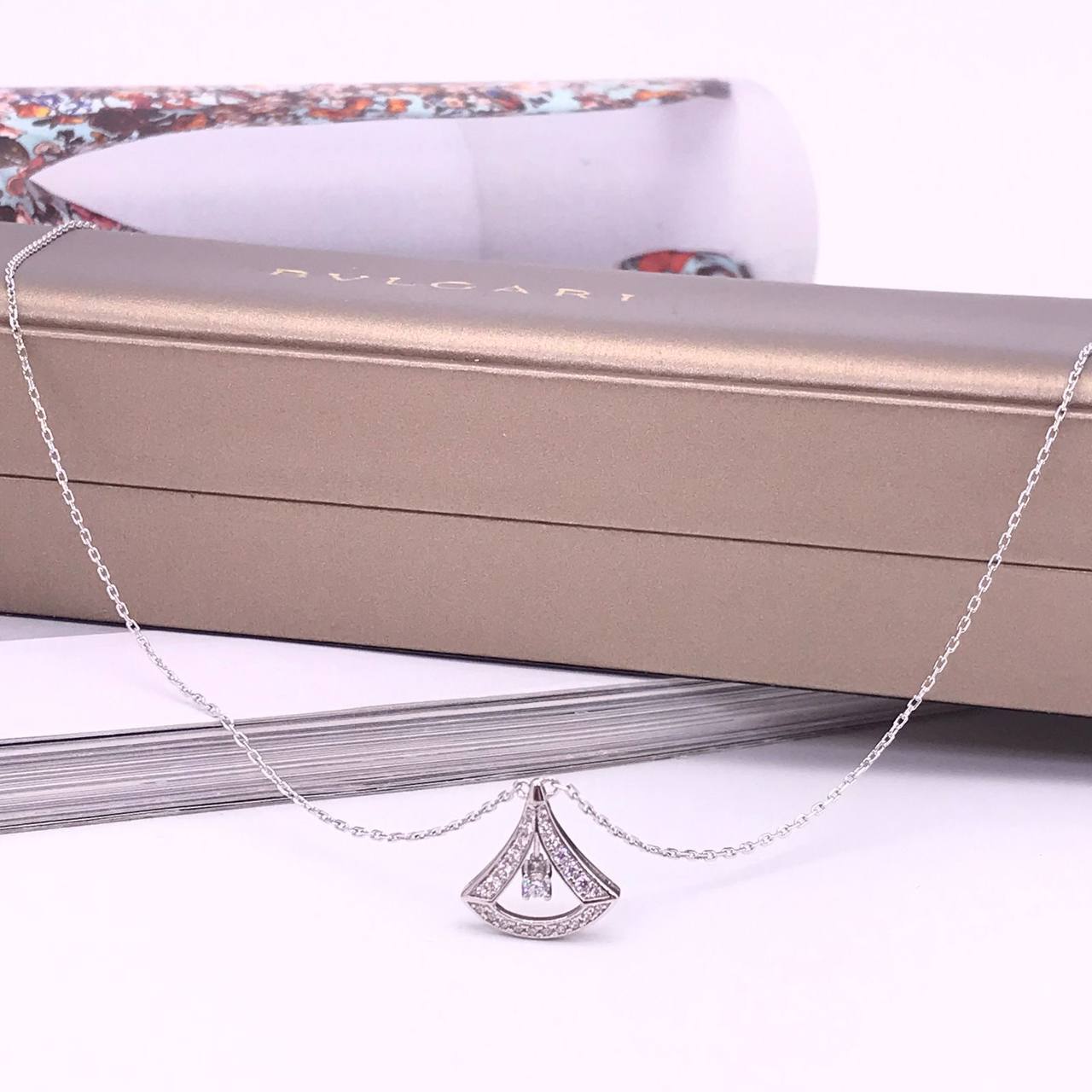 Дизайнерская подвеска Bvlgari BP-13620 Дизайнерская подвеска Bvlgari BP-13620