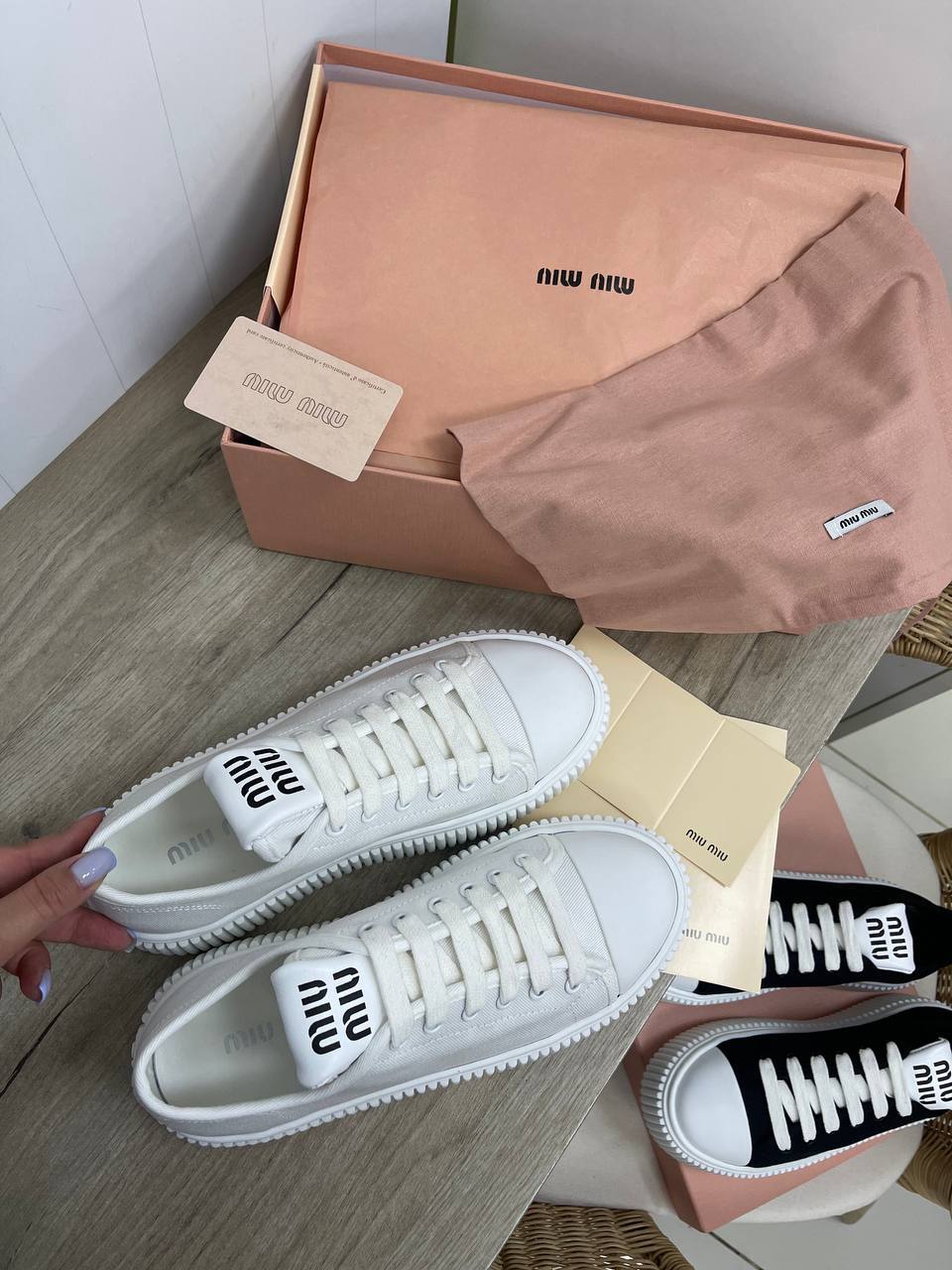 Трендовые кеды Miu Miu BP-32197 Трендовые кеды Miu Miu BP-32197