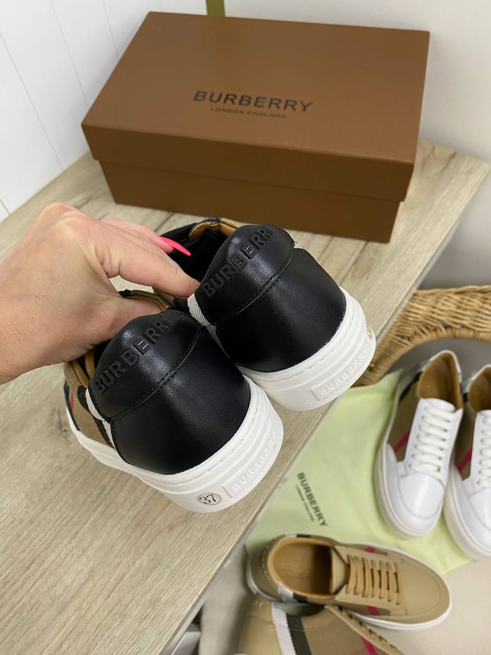 Кеды женские трендовые Burberry BP-34657 Кеды женские трендовые Burberry BP-34657