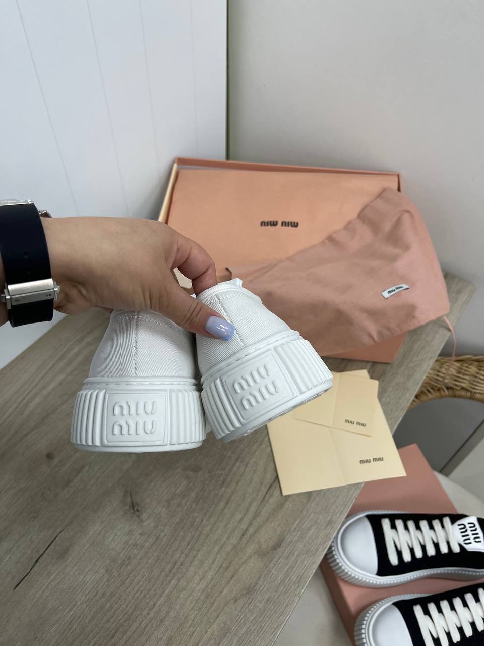 Трендовые кеды Miu Miu BP-32197 Трендовые кеды Miu Miu BP-32197