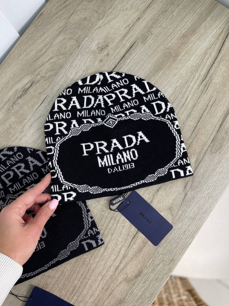 Лимитированная шапка Prada BP-22888 Лимитированная шапка Prada BP-22888
