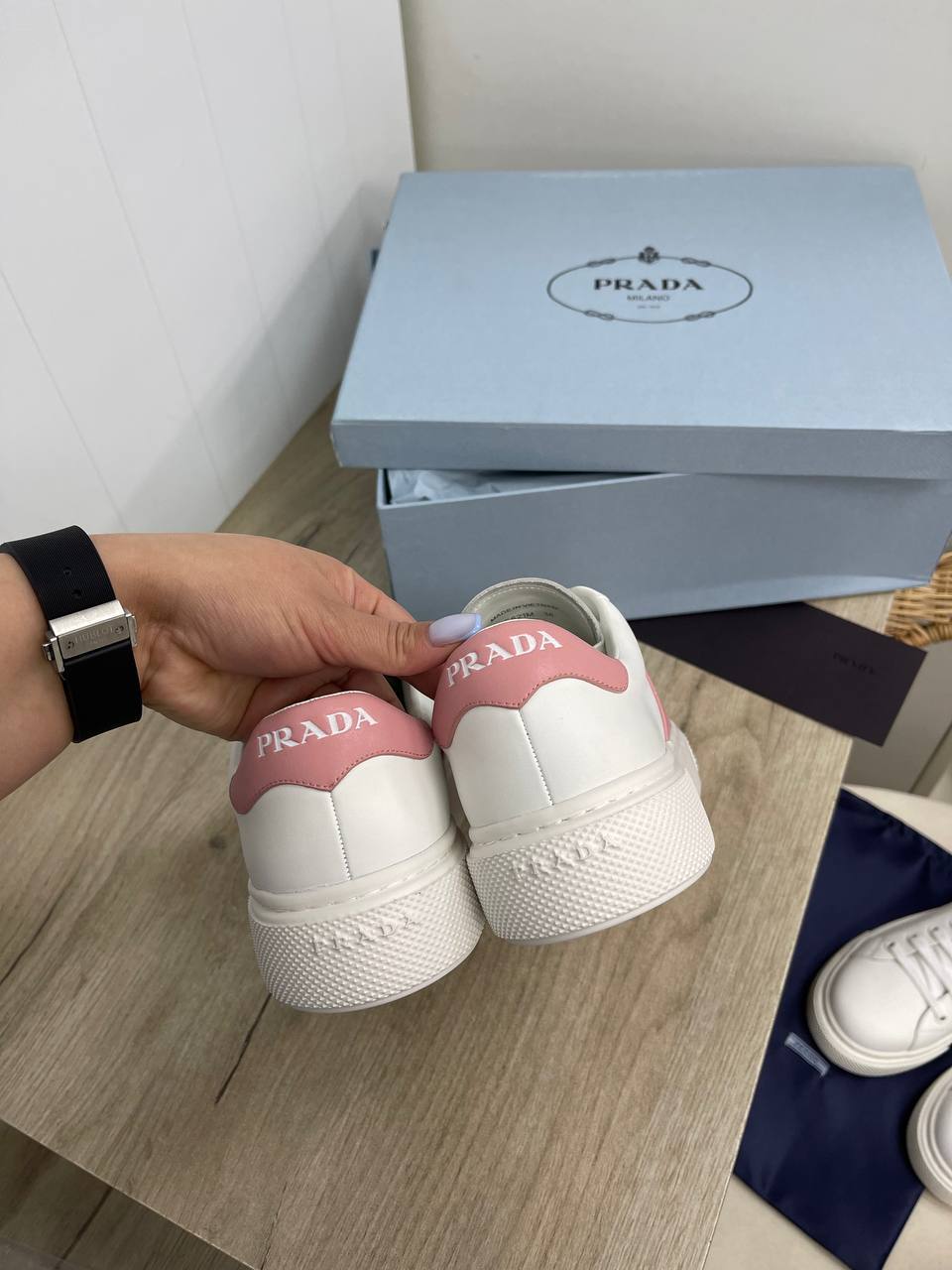 Кеды трендовые женские Prada BP-32132 Кеды трендовые женские Prada BP-32132