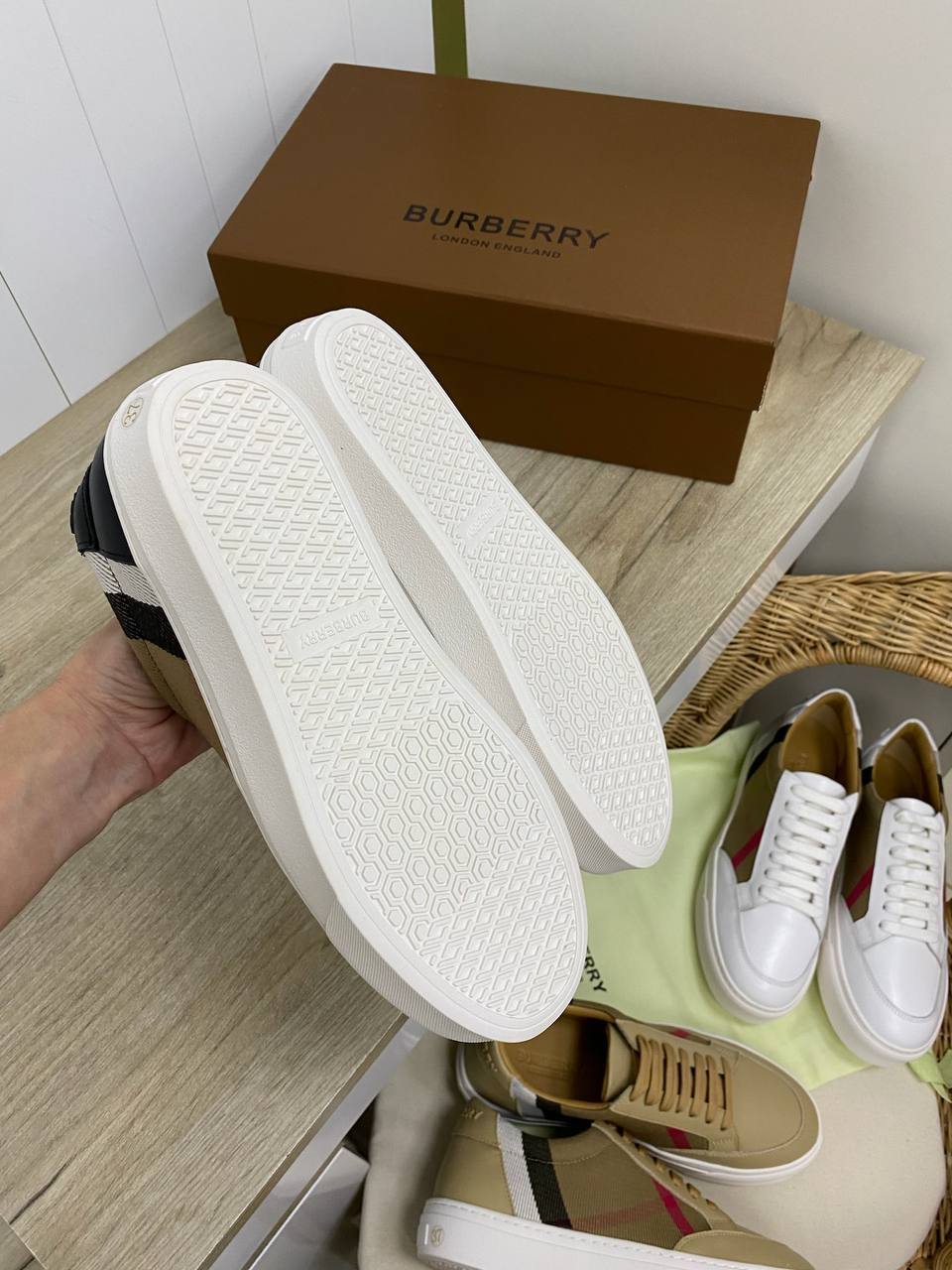 Кеды женские трендовые Burberry BP-34657 Кеды женские трендовые Burberry BP-34657