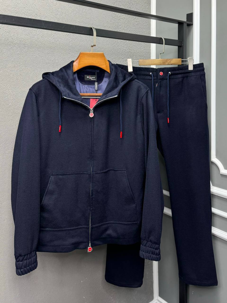 Элитный спортивный костюм синий Kiton BP-874319 Элитный спортивный костюм синий Kiton BP-874319