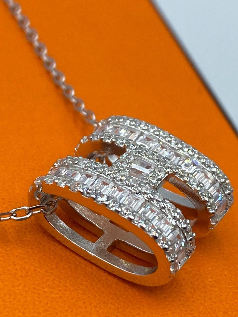 Коллекционная подвеска 40-45 см Hermes BP-43252 Коллекционная подвеска 40-45 см Hermes BP-43252