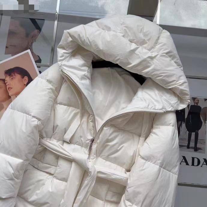 Дизайнерский пуховик Max Mara BP-20630 Дизайнерский пуховик Max Mara BP-20630