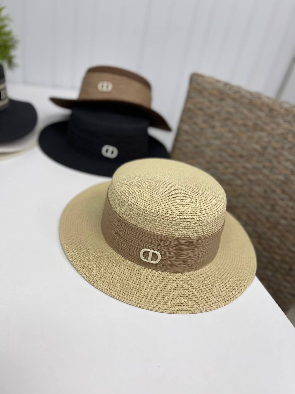 Дизайнерская шляпа Christian Dior BP-30874 Дизайнерская шляпа Christian Dior BP-30874