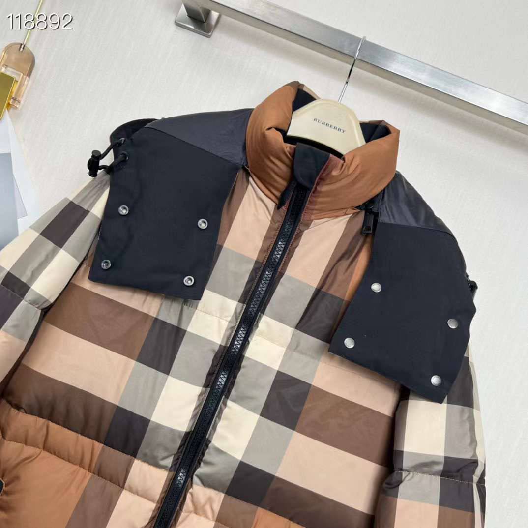 Дизайнерский пуховик Burberry BP-21953 Дизайнерский пуховик Burberry BP-21953