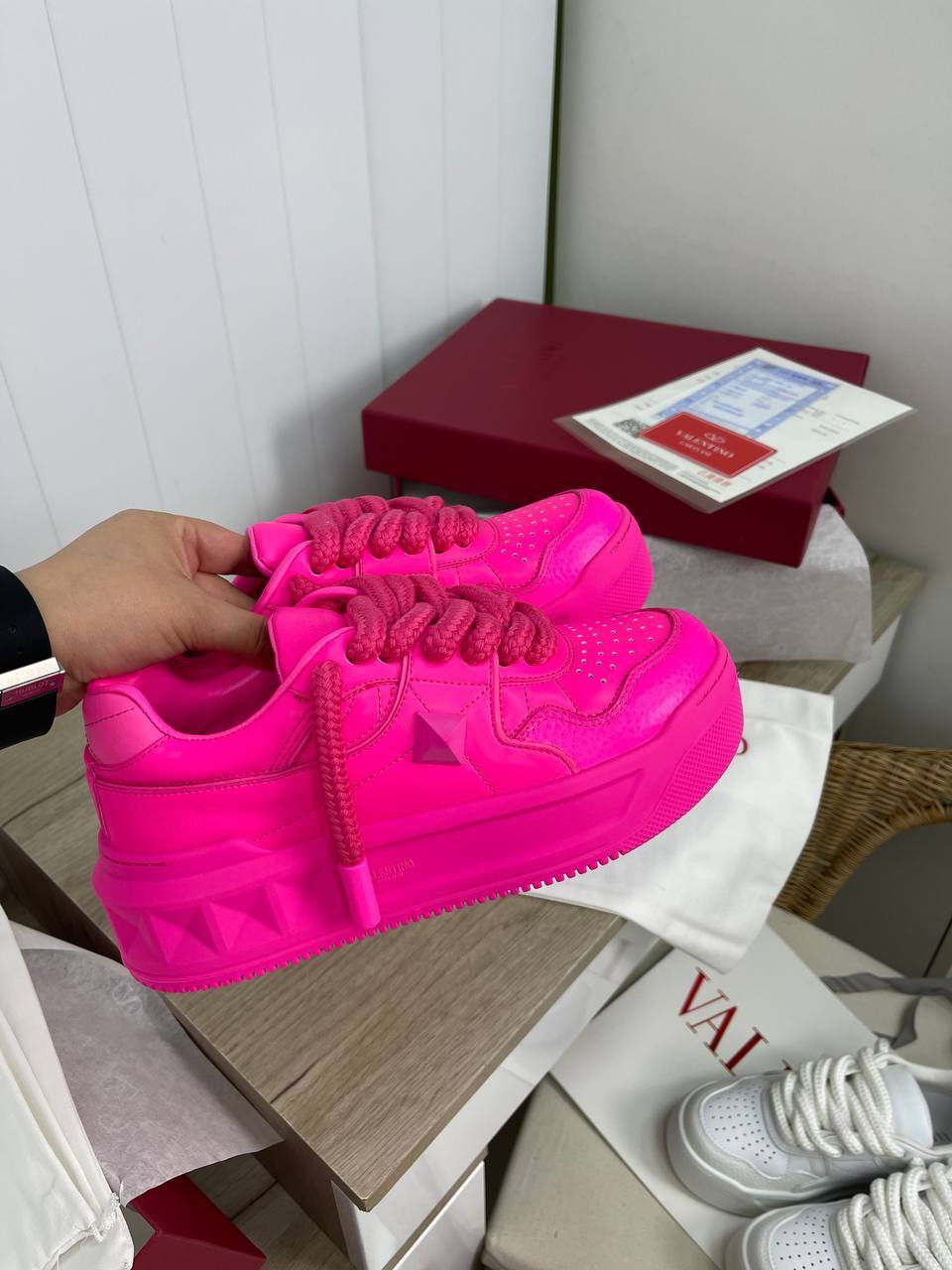 Valentino премиум женские кеды BP-32866 Valentino премиум женские кеды BP-32866