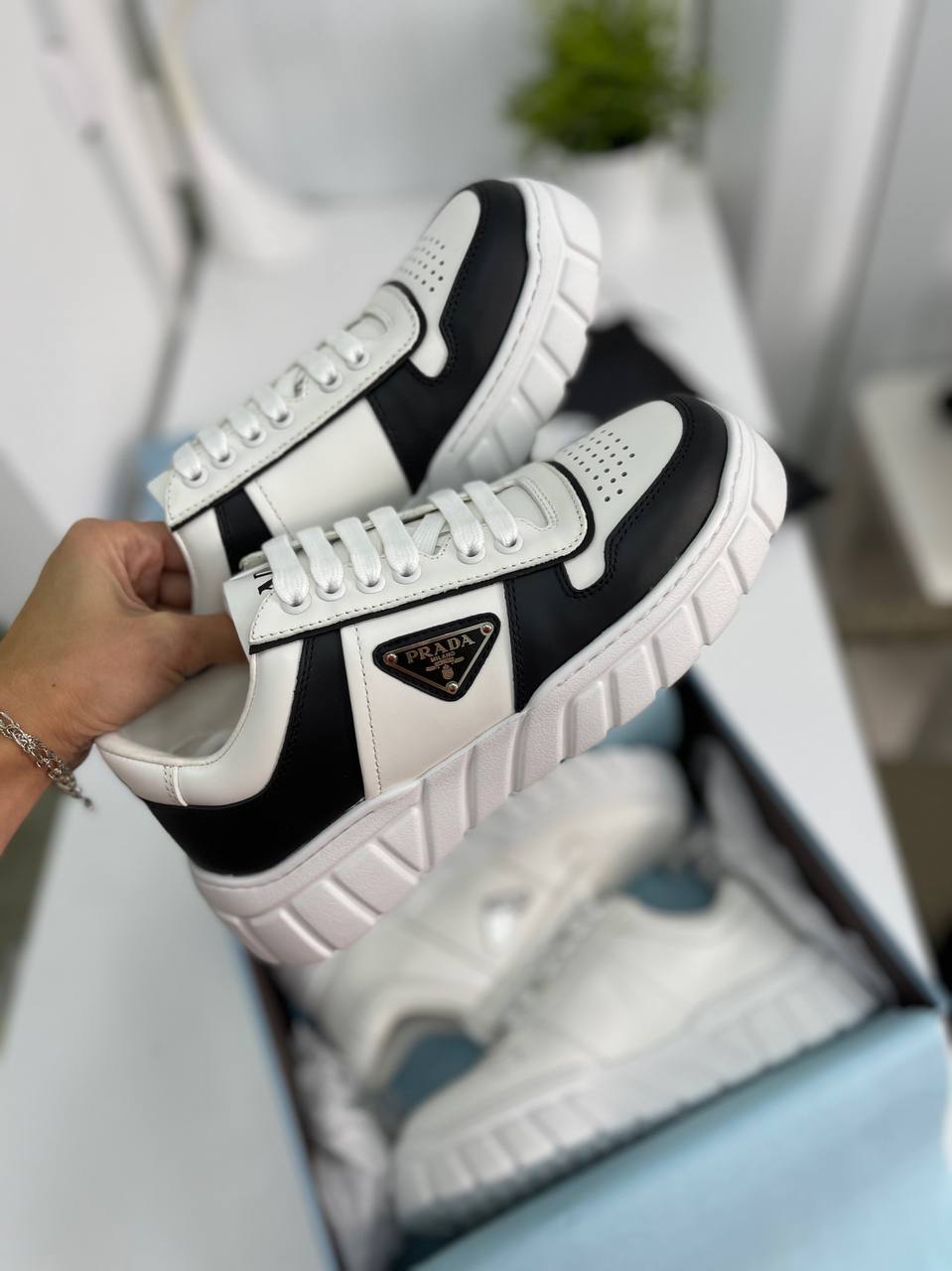 Женские кеды трендовые Prada BP-17956 Женские кеды трендовые Prada BP-17956