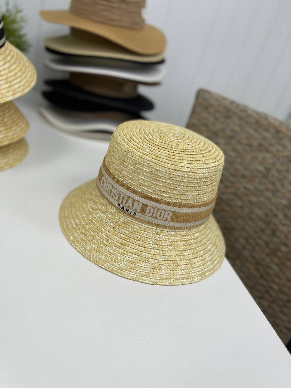 Шляпа люкс Christian Dior BP-30860 Шляпа люкс Christian Dior BP-30860