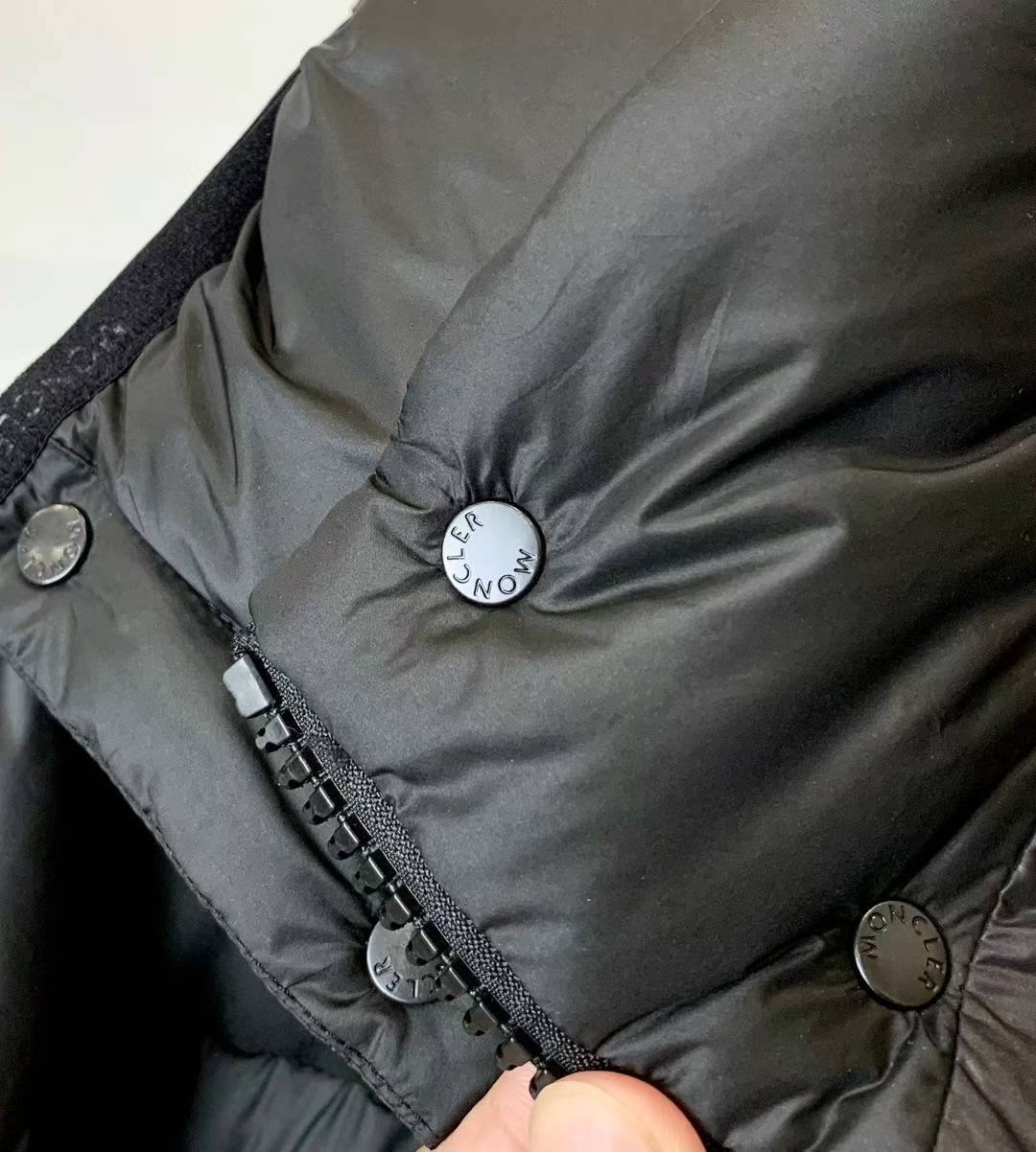 Удлиненный пуховик-пальто (Unisex) Black Warrior Moncler BP-435174 Удлиненный пуховик-пальто (Unisex) Black Warrior Moncler BP-435174