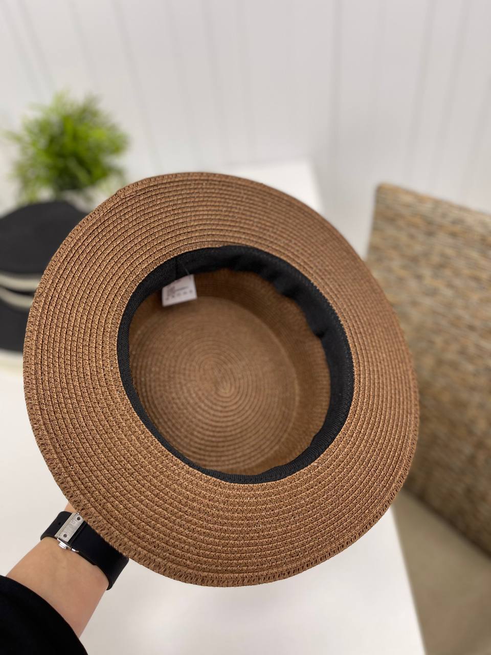 Шляпа эксклюзивная Christian Dior BP-30872 Шляпа эксклюзивная Christian Dior BP-30872